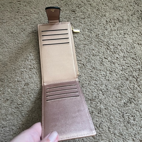 Chelmon Card Holder - Picture 3 of 6